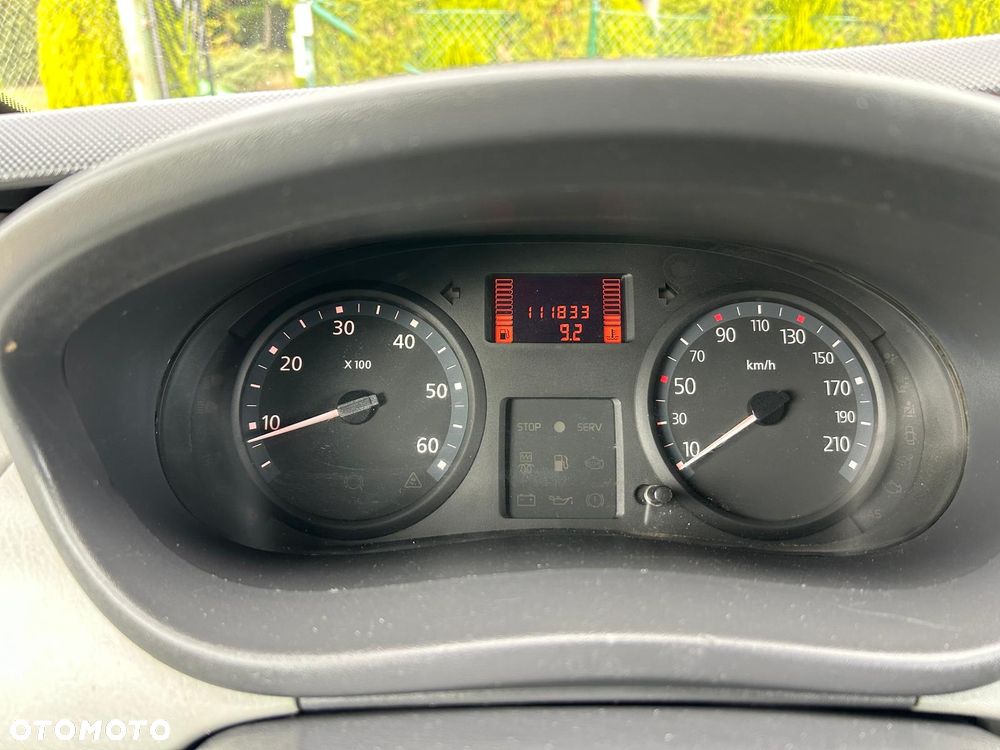 Renault Trafic - 21