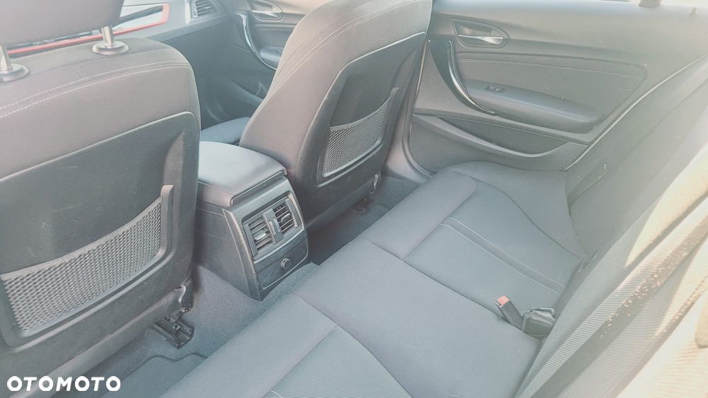 BMW Seria 1 118i Sport Line - 8