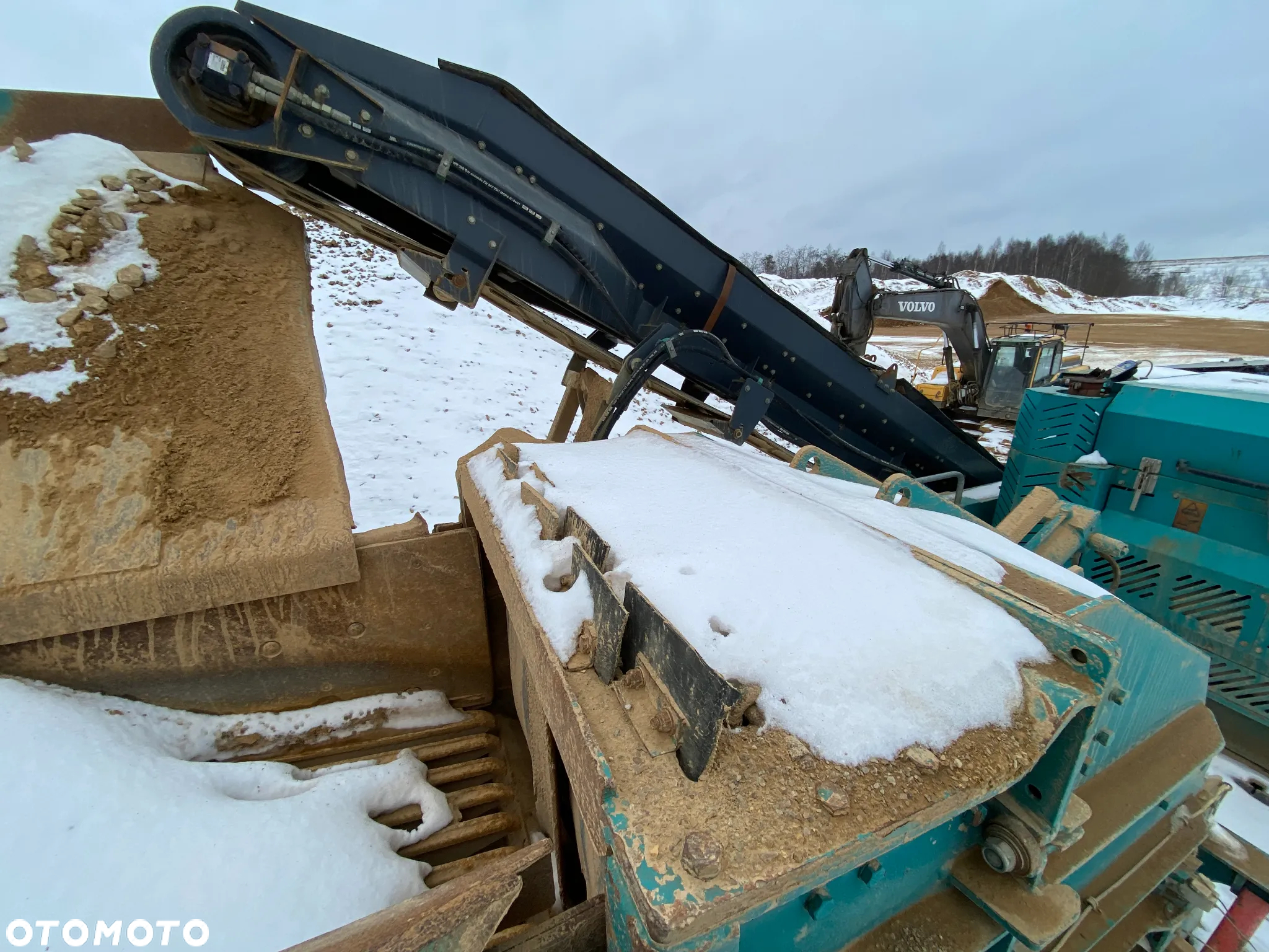 Powerscreen TRAKPACTOR  320SR - 18
