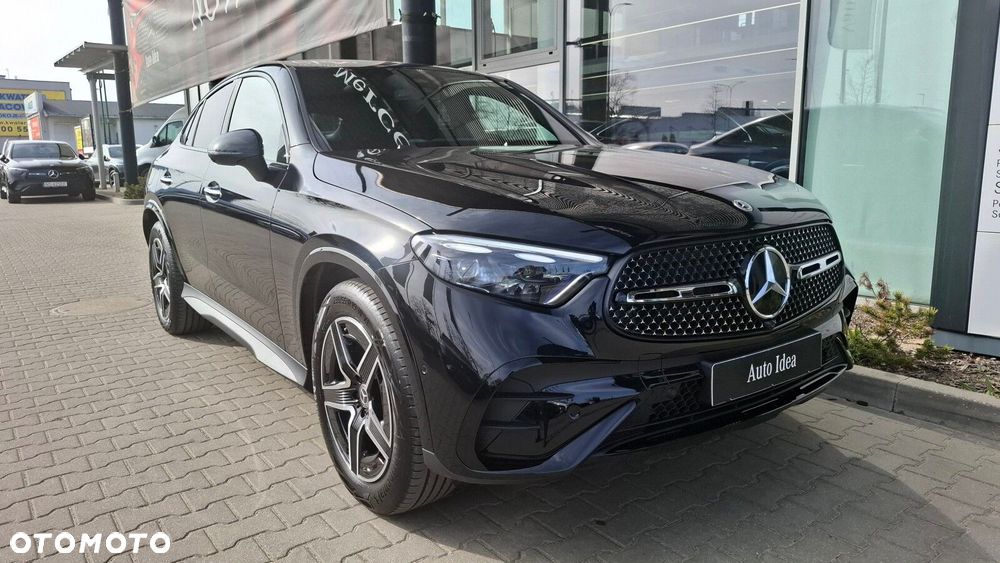 Mercedes-Benz GLC - 22
