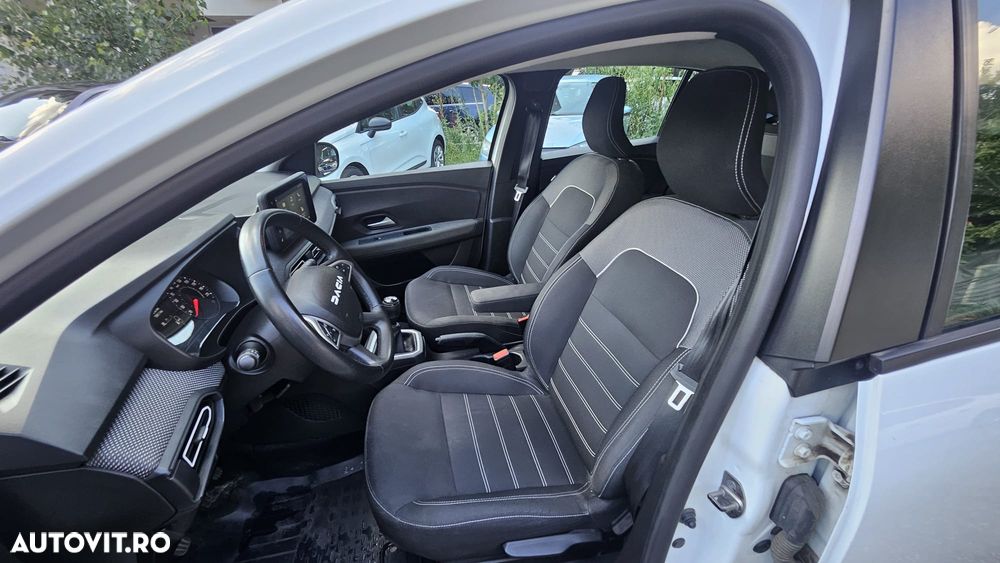 Dacia Logan TCe 90 MT5 Expression - 11