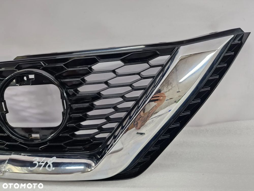 NISSAN QASHQAI 2 II LIFT ATRAPA / GRILL PRZEDNI PRZÓD , NR 62310HV3 / 6933U100 , NR AUKCJI GR348 - 10