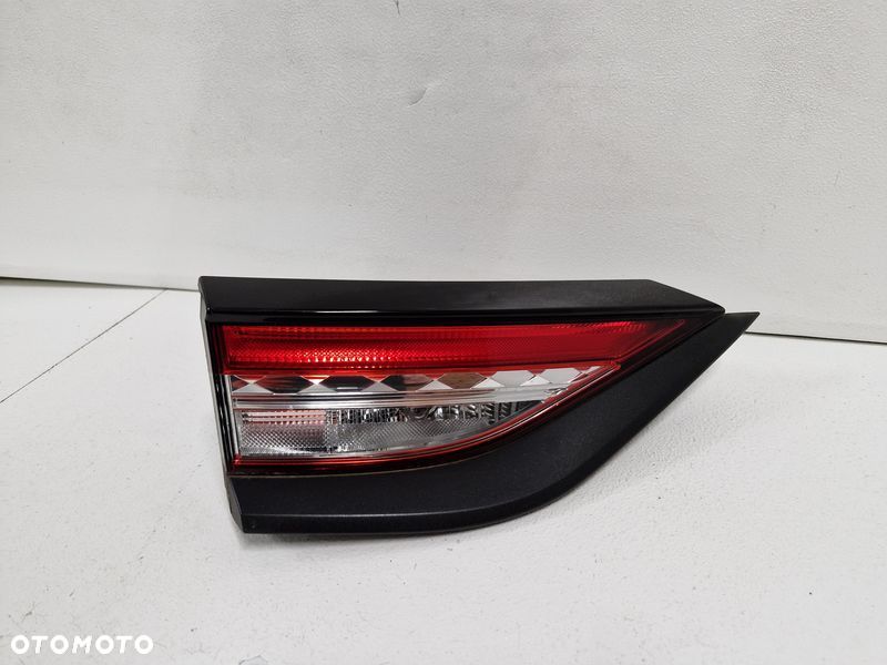 CITROEN DS3 CROSSBACK LAMPA LEWY TYŁ TYLNA W KLAPĘ 9836711380 - 1