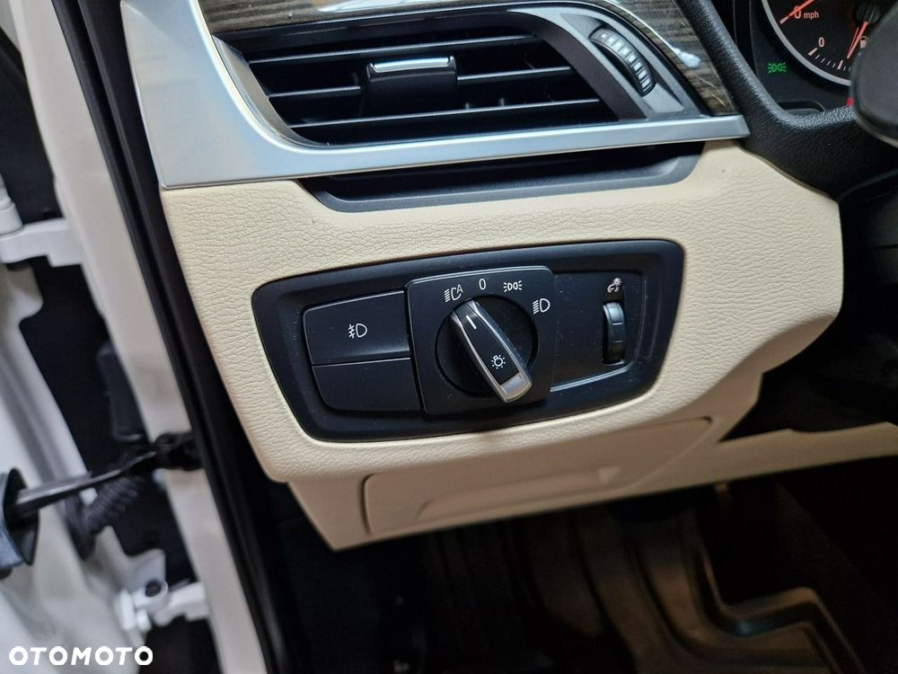 BMW X1 - 18