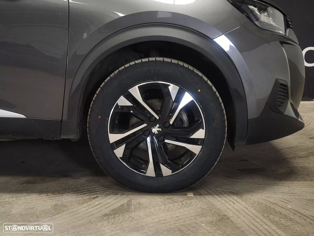 Peugeot 2008 PureTech 130 EAT8 Allure - 25