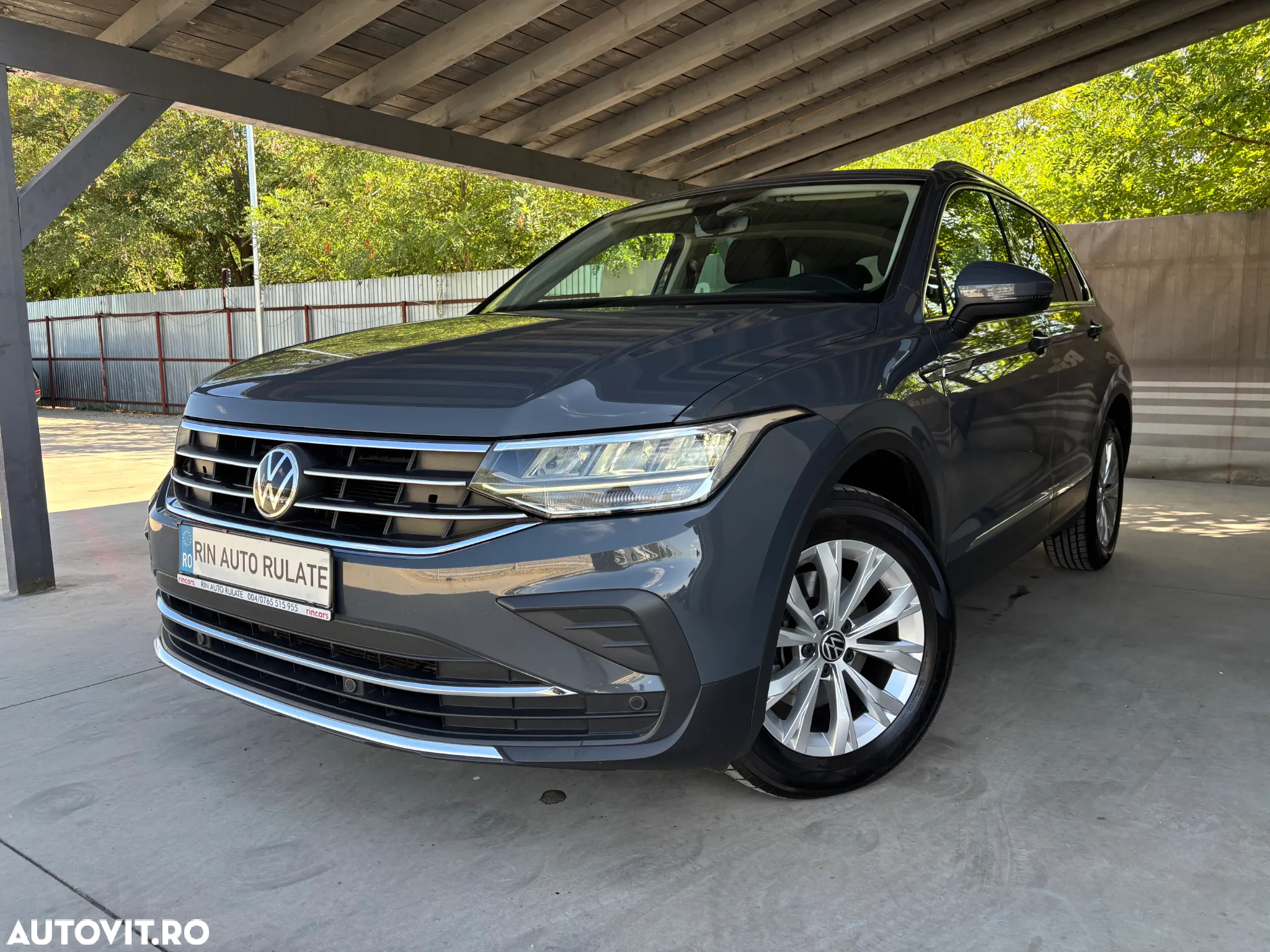 Volkswagen Tiguan 2.0 TDI DPF DSG Comfortline - 3
