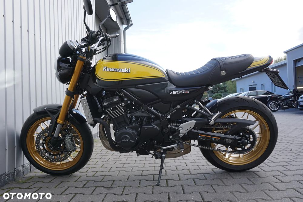 Kawasaki Z 900 RS - 2