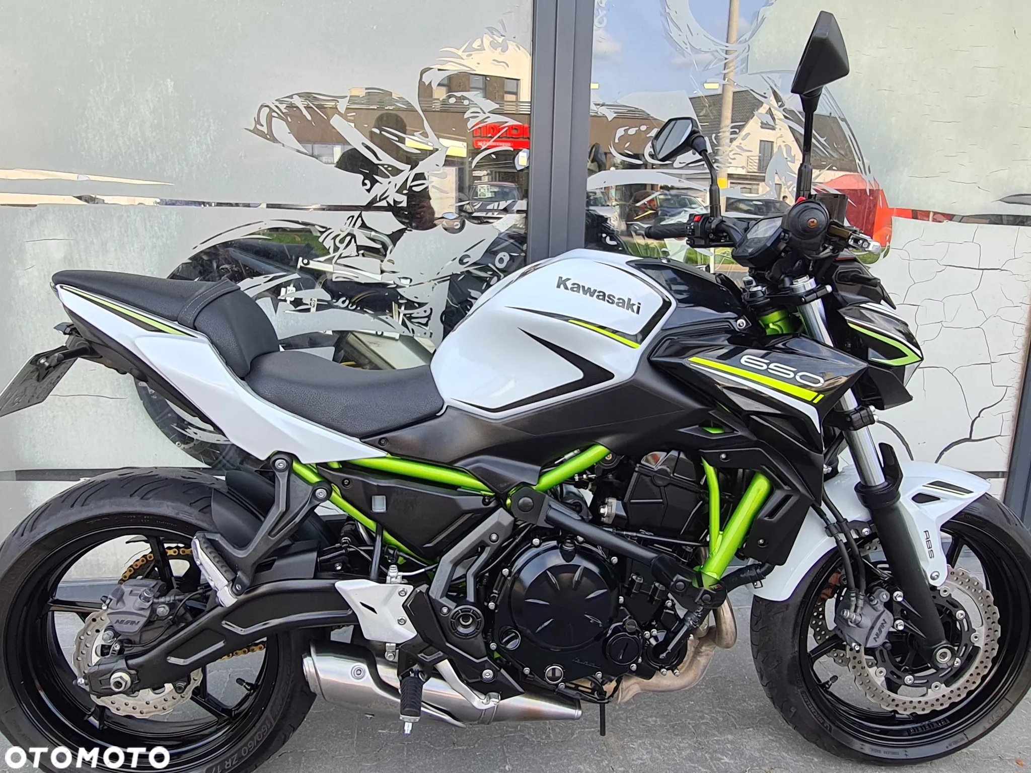 Kawasaki Z 650 - 17