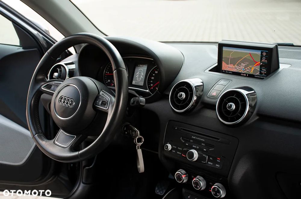 Audi A1 Sportback 1.6 TDI S line edition m S line Sportpaket - 19