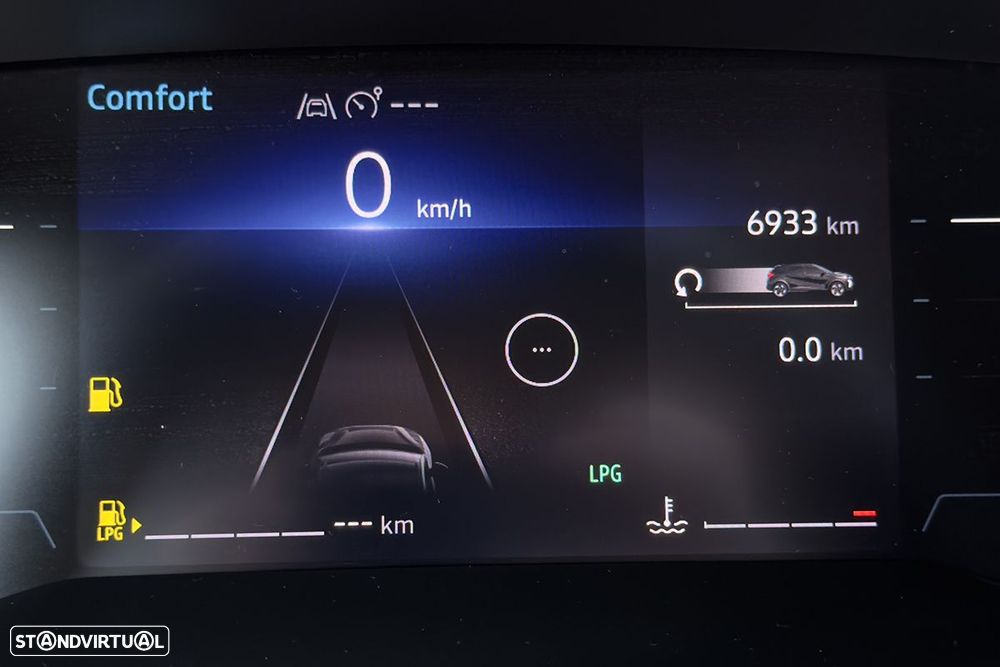 Renault Captur 1.0 TCe Techno Bi-Fuel - 11