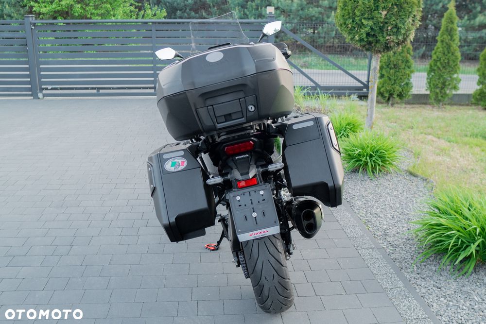 Honda NT - 9