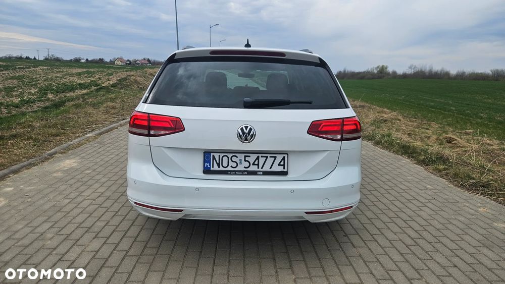 Volkswagen Passat - 7