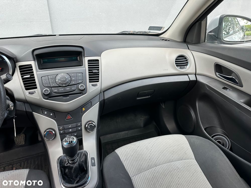 Chevrolet Cruze 1.6 LT+ - 7