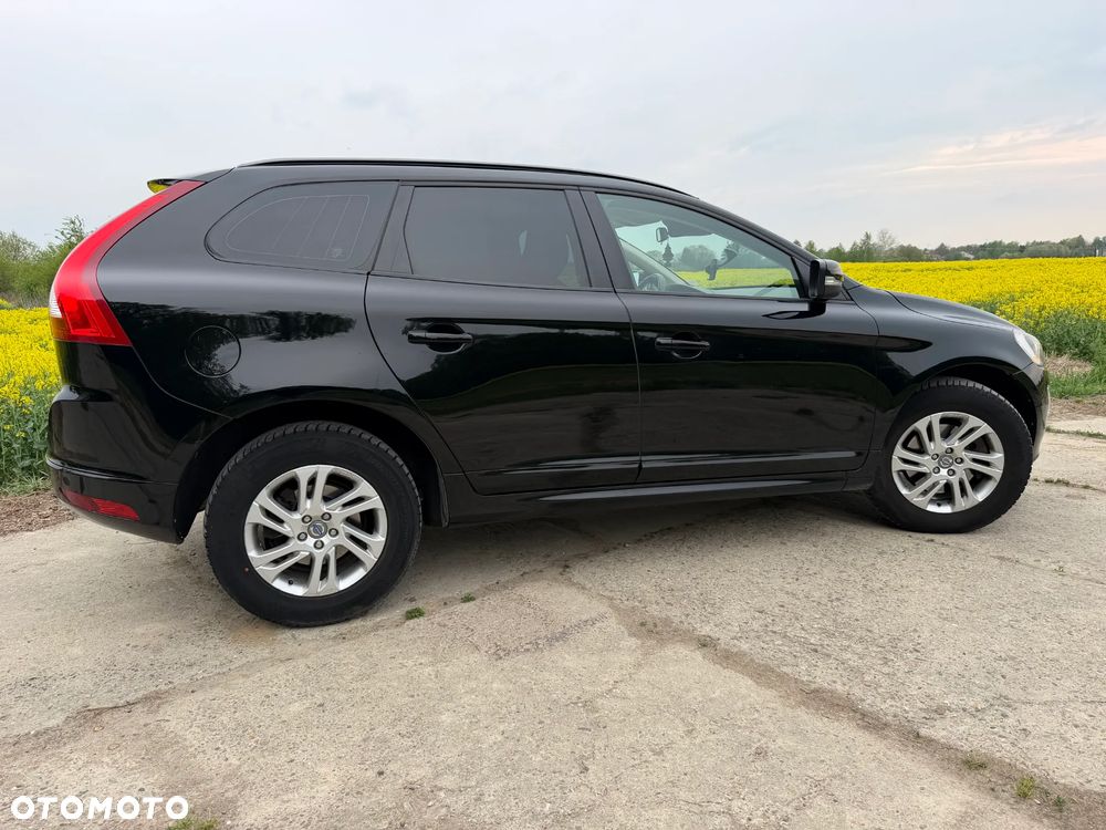 Volvo XC 60 D4 Momentum - 5