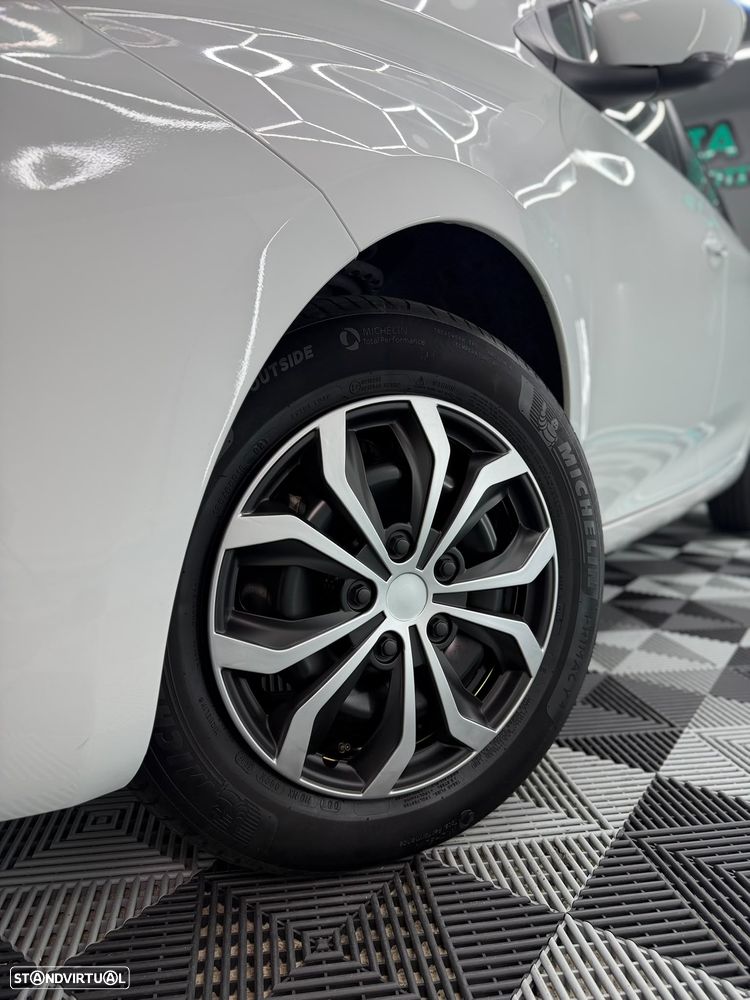 Renault Zoe (c/ Bateria) Limited 50 - 4