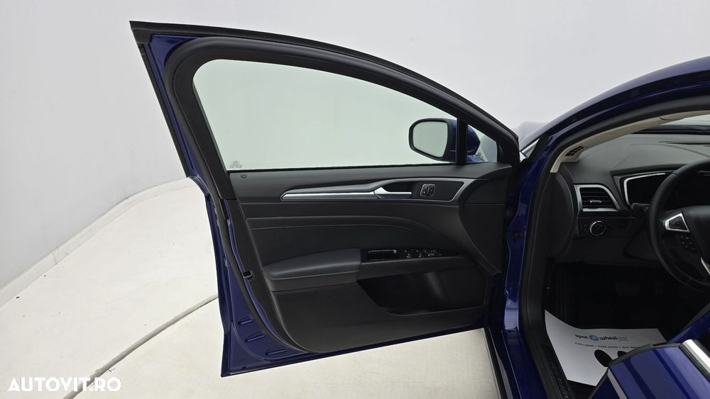 Ford Mondeo 2.0 TDCi Powershift AWD Titanium - 10