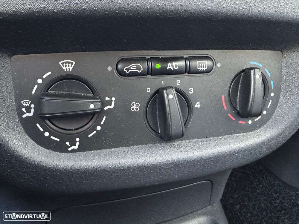 Citroën C3 1.4 HDi Exclusive - 11