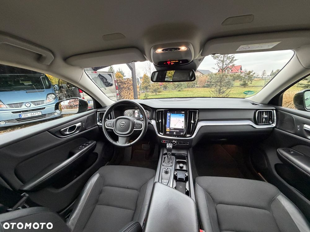 Volvo V60 D3 Geartronic Momentum Pro - 27