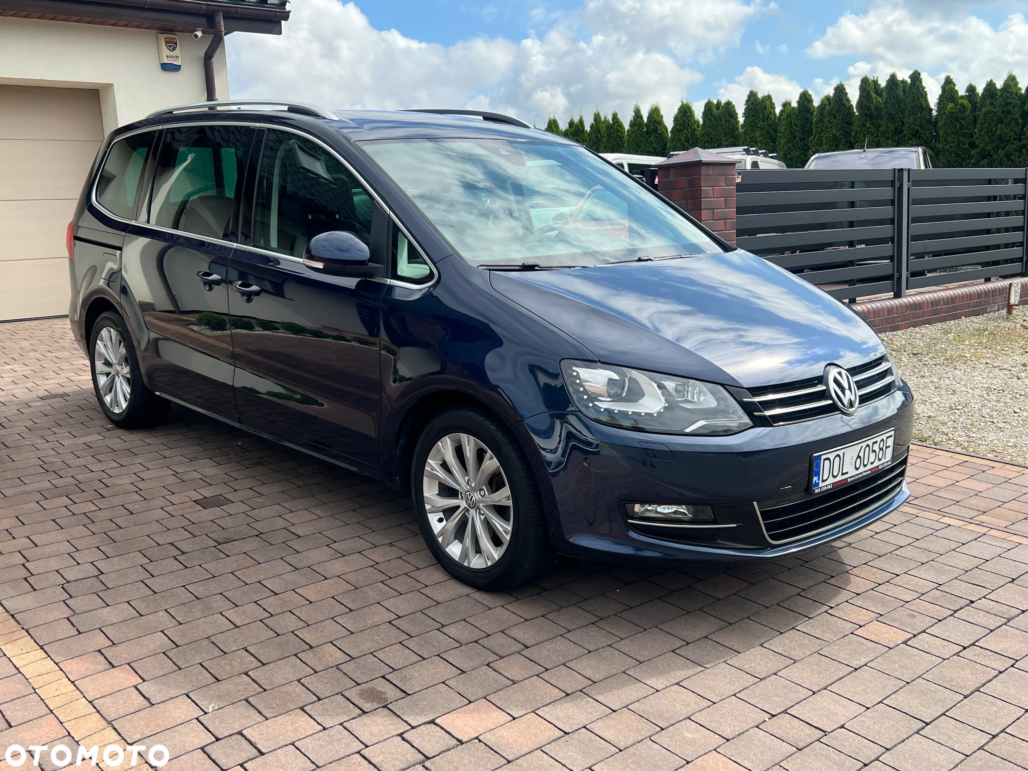 Volkswagen Sharan 2.0 TDI DSG Blue Motion Highline - 23
