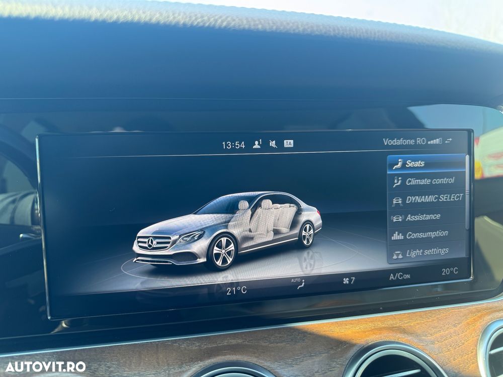 Mercedes-Benz E 220 d 4MATIC Aut. - 18