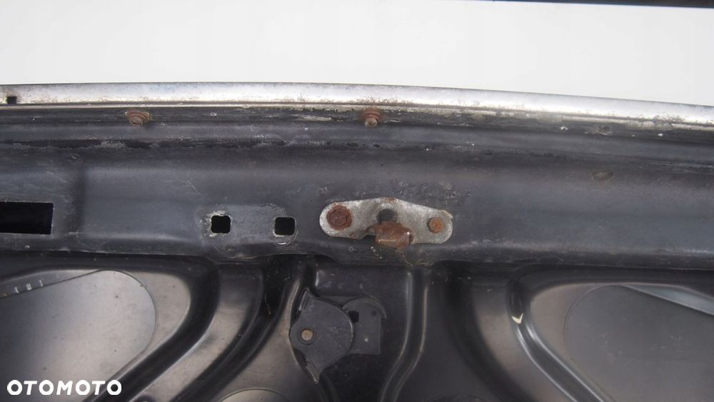 KLAPA BAGAŻNIKA TYŁ OE - MERCEDES S W126 - 9