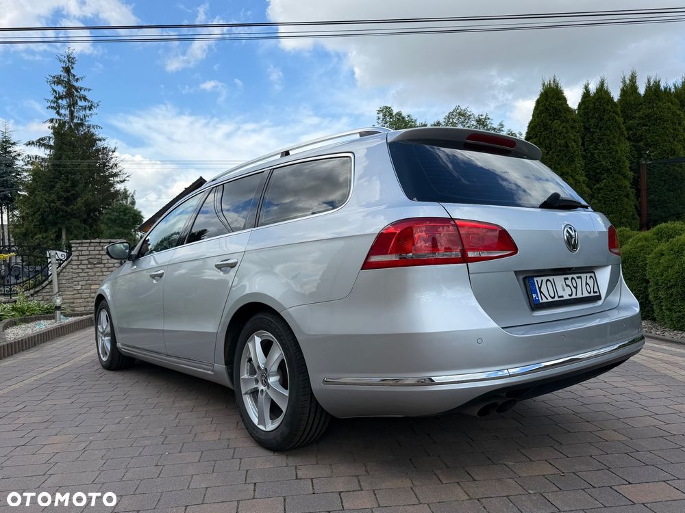 Volkswagen Passat 2.0 TDI DPF DSG Comfortline - 17