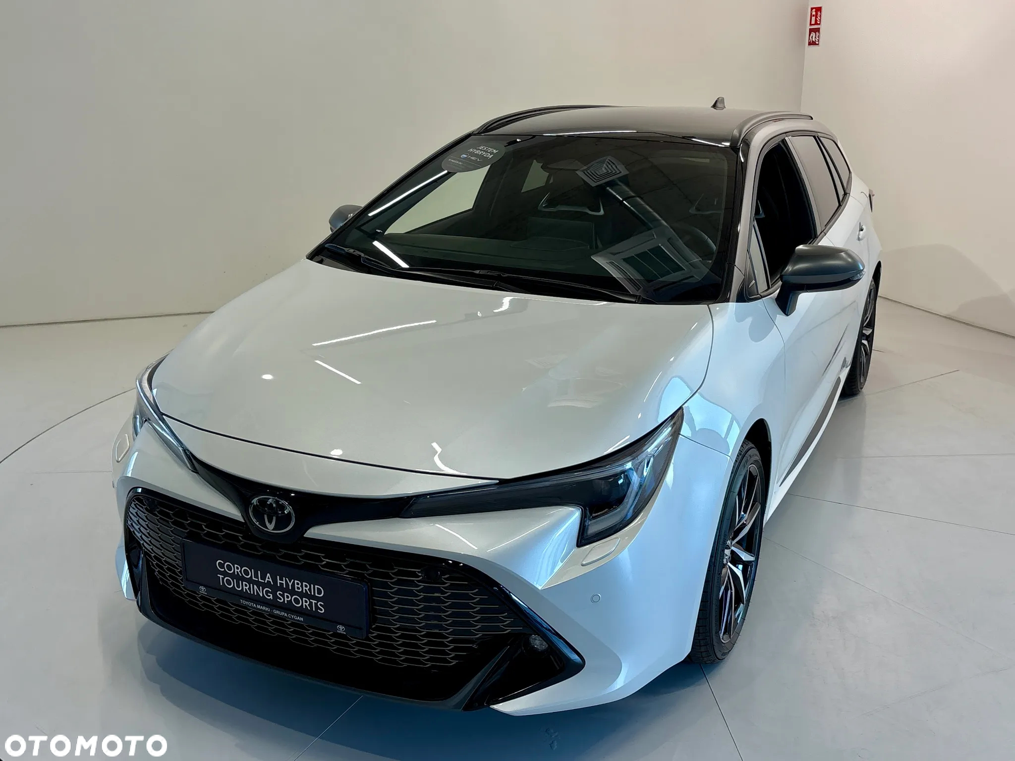 Toyota Corolla 1.8 Hybrid GR Sport - 11