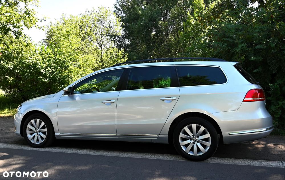 Volkswagen Passat - 9
