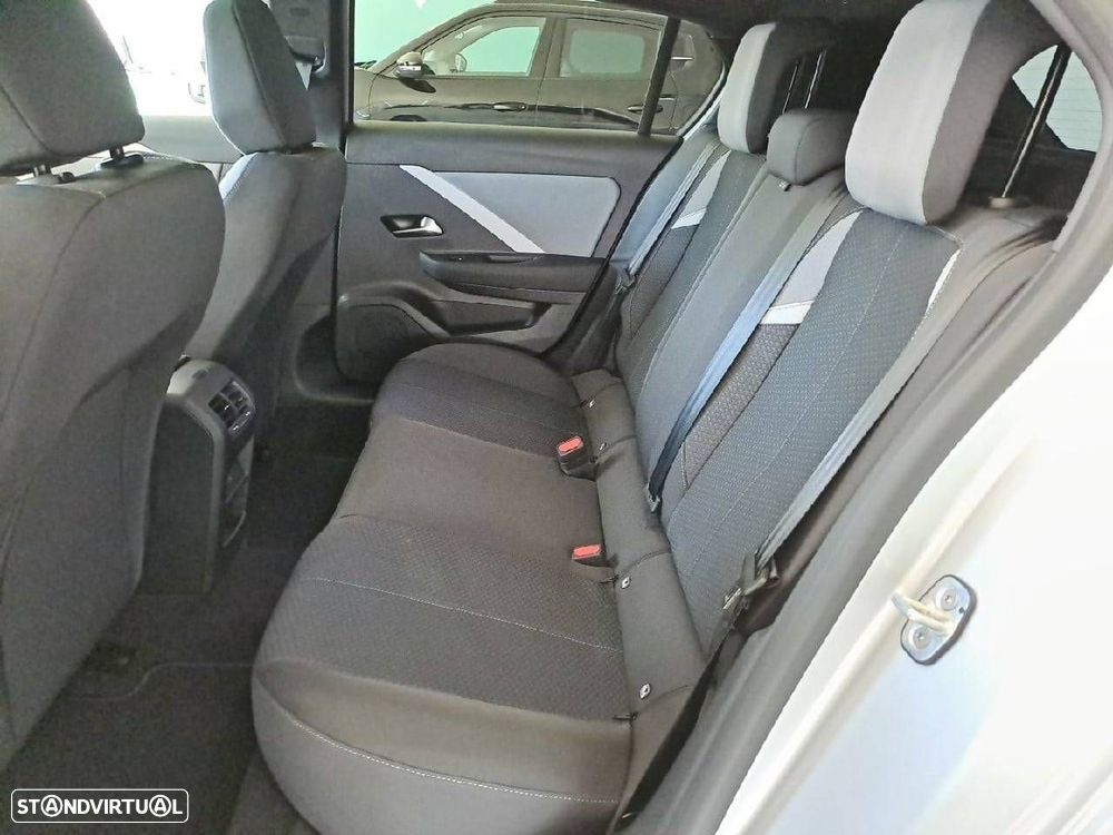 Opel Astra 1.2 T Hybrid Edition eDCT - 10