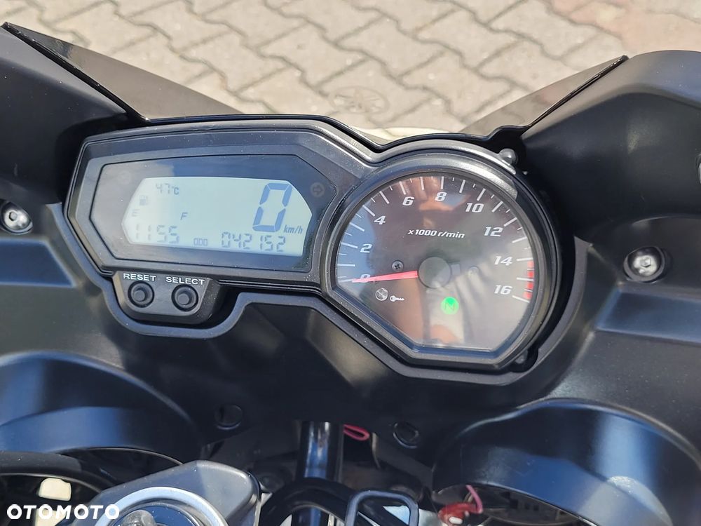 Yamaha FZ6 - 17