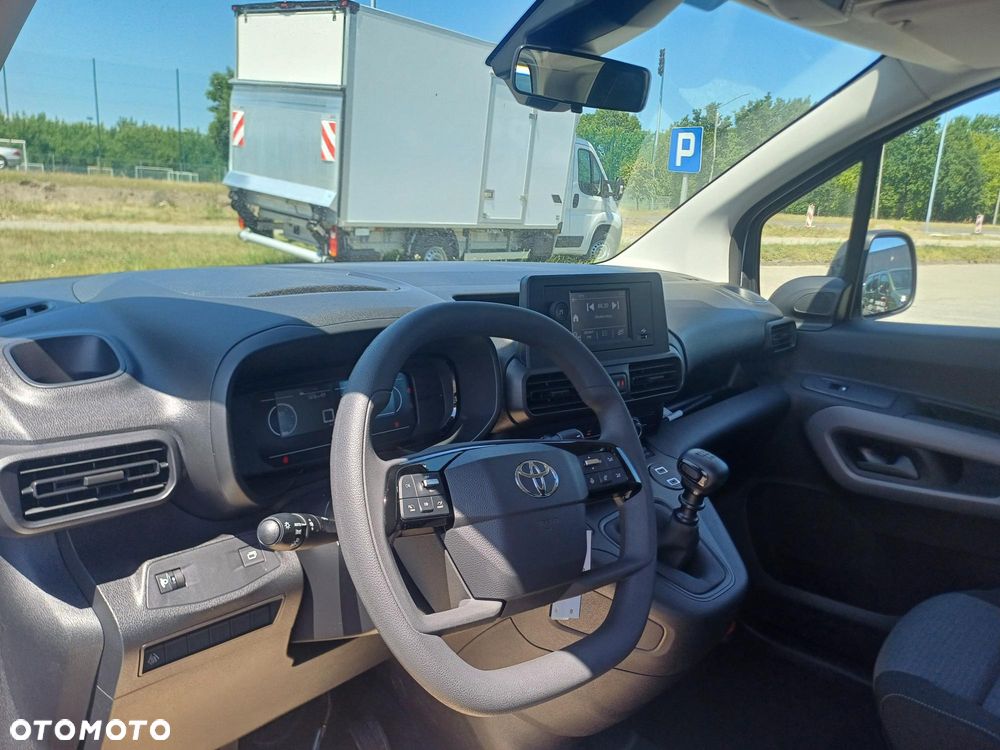 Toyota Proace City Verso - 8