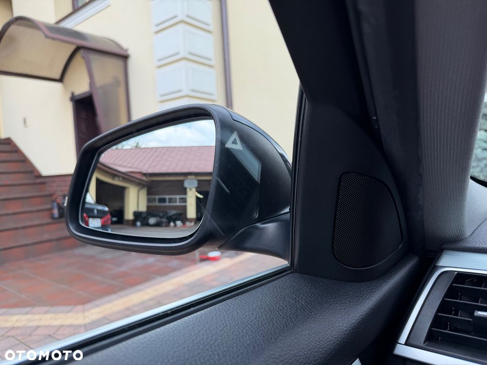 BMW Seria 3 320d Efficient Dynamics Edition Advantage - 39
