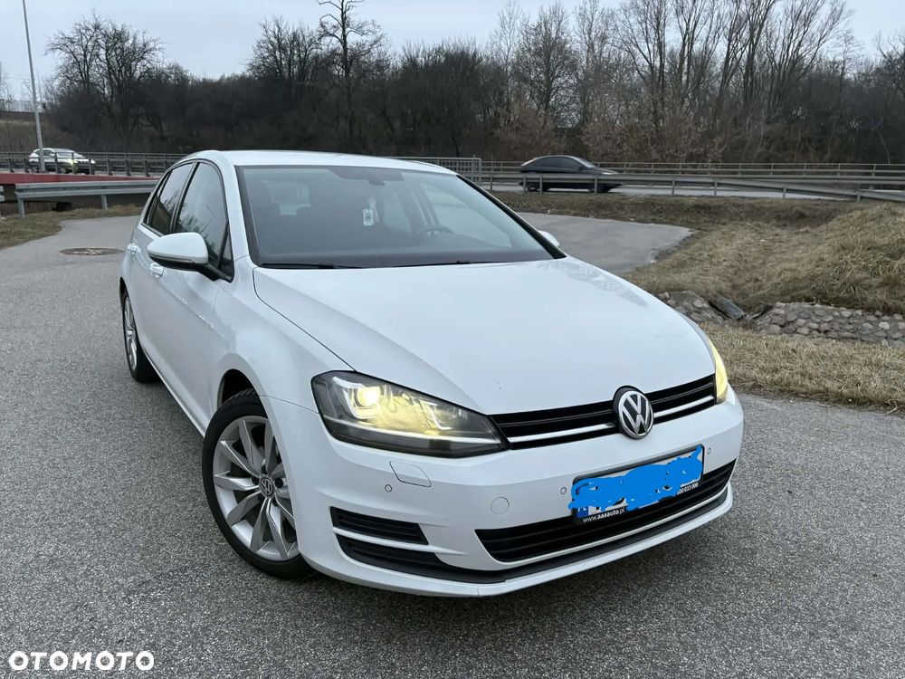 Volkswagen Golf 1.2 TSI BMT Comfortline - 1