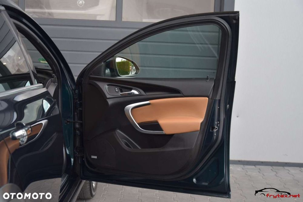 Opel Insignia - 26