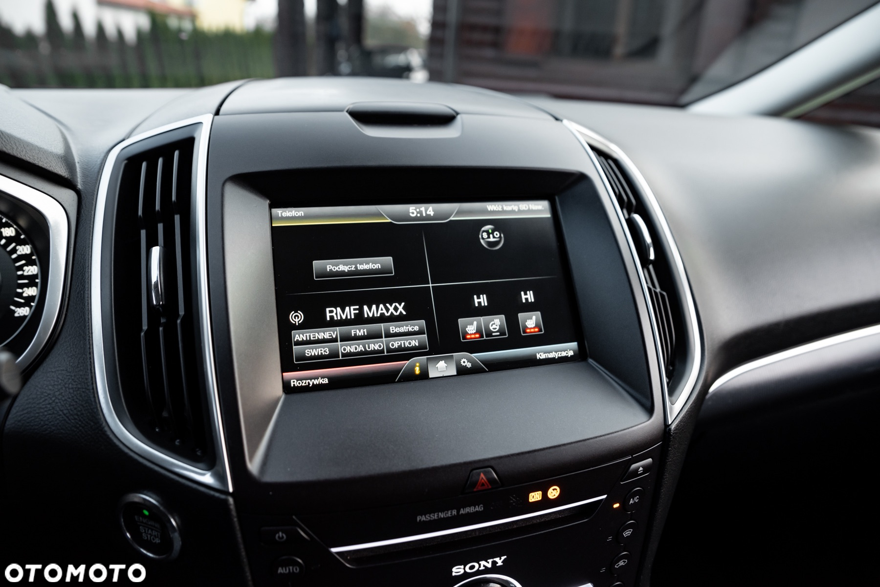 Ford S-Max - 35