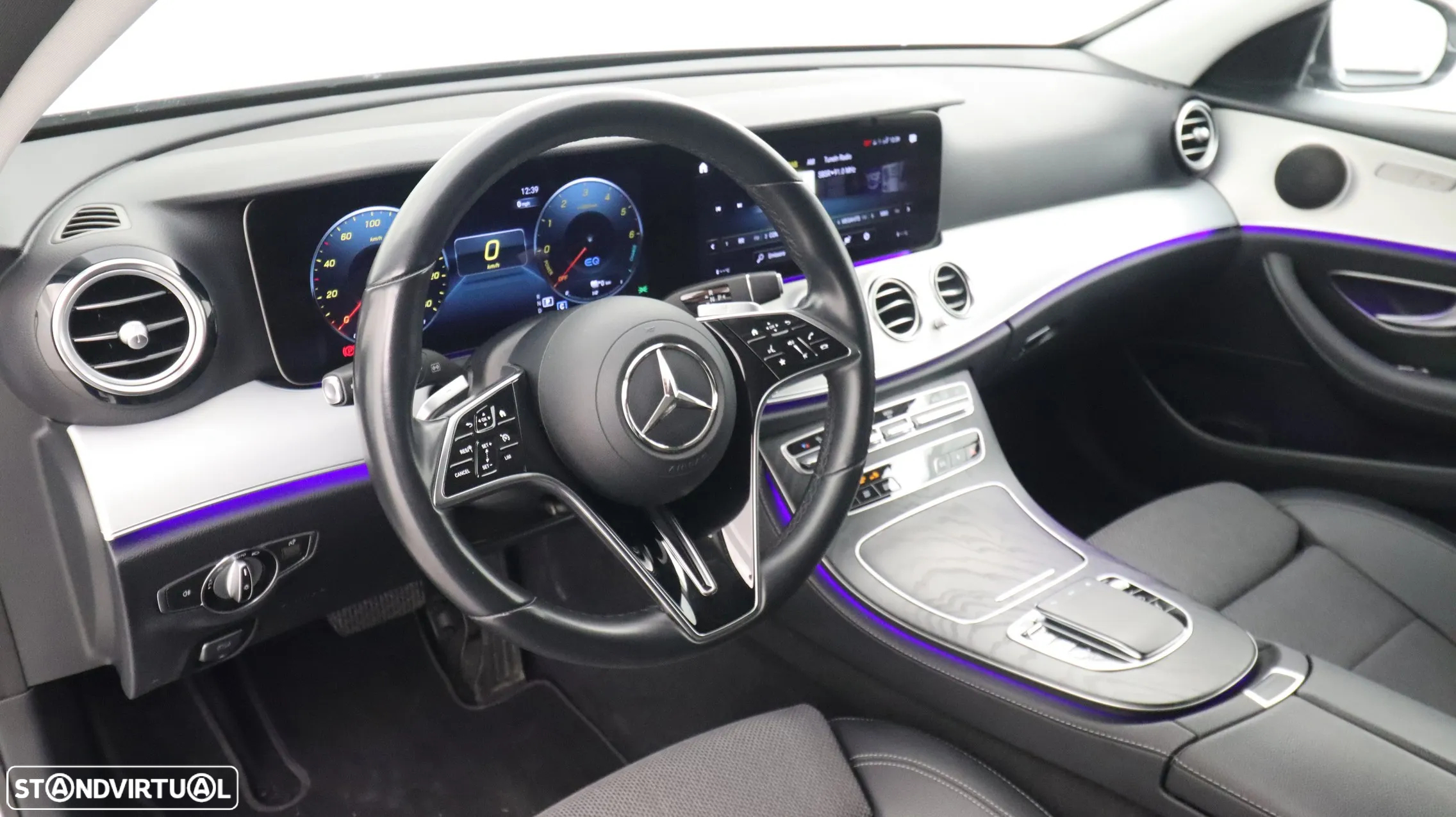Mercedes-Benz E 300 de Avantgarde - 25