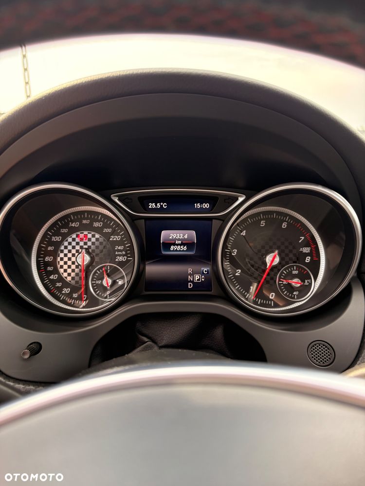 Mercedes-Benz Klasa A 220 4-Matic AMG Line - 9