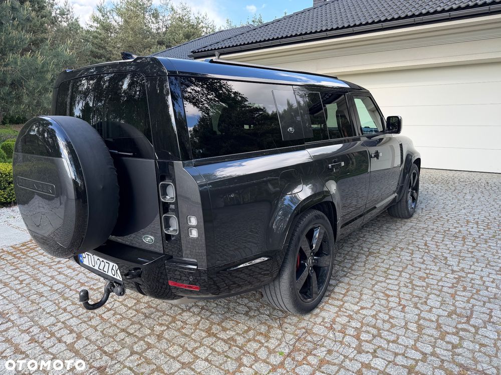 Land Rover Defender 130 D300 X-Dynamic HSE - 6