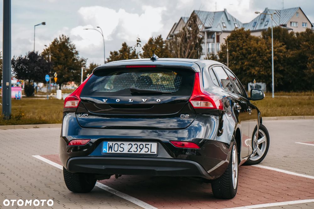 Volvo V40 D2 Momentum - 12