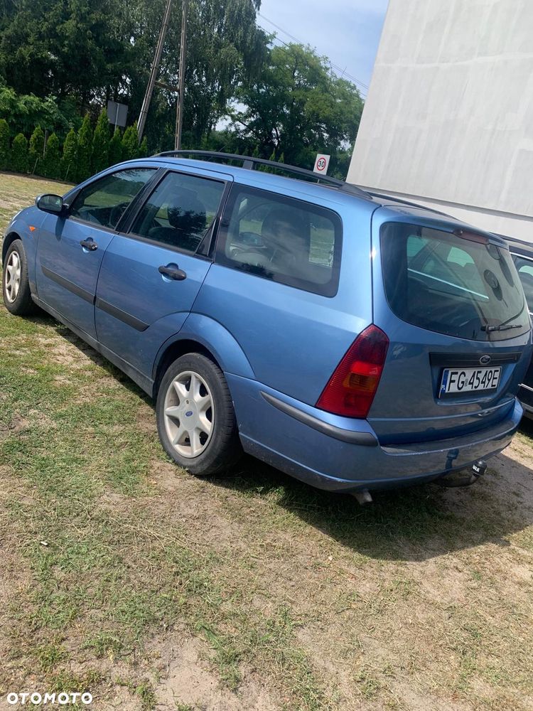 Ford Focus 1.8 TDDi Comfort - 9