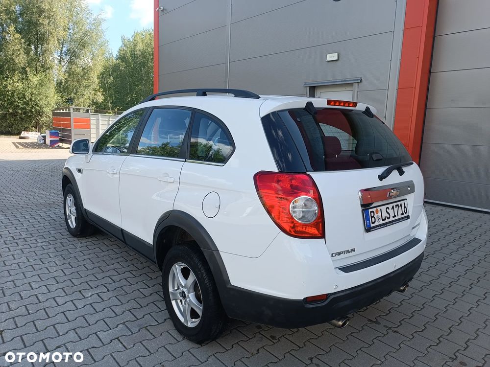 Chevrolet Captiva 2.4 2WD LT - 27