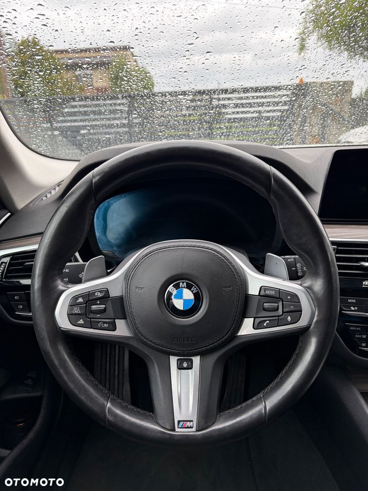 BMW Seria 5 525d Luxury Line - 16