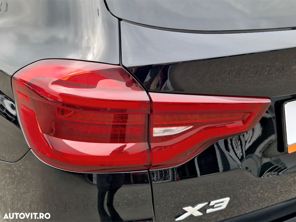 BMW X3 xDrive30e AT PHEV - 11