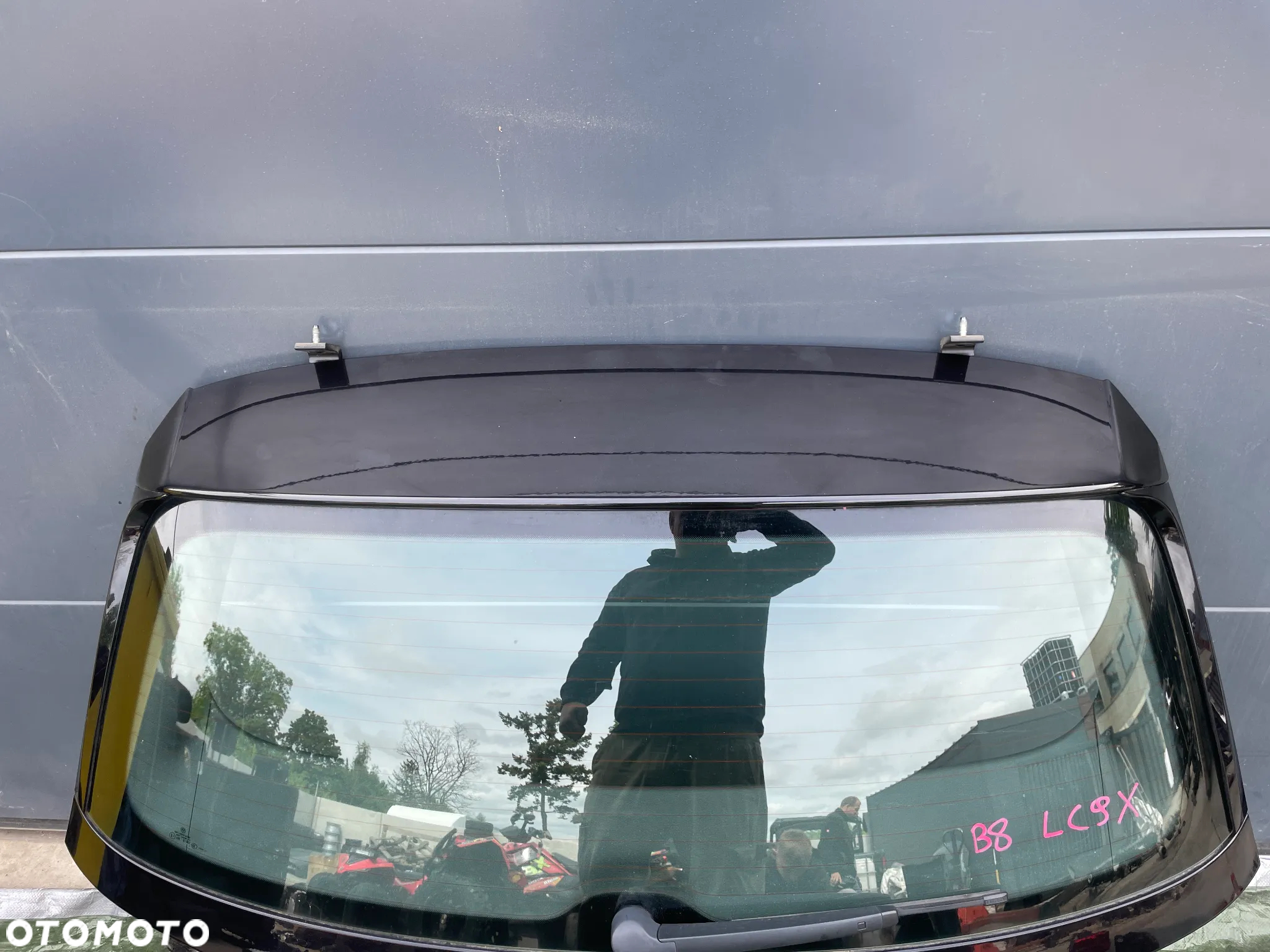 VW Passat B8 kombi klapa bagażnika lc9x 17 ROK w kolor pod miernik - 6