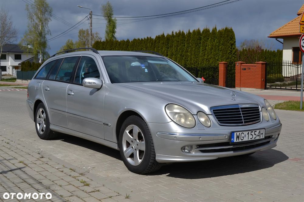 Mercedes-Benz Klasa E 240 4Matic Avantgarde - 1