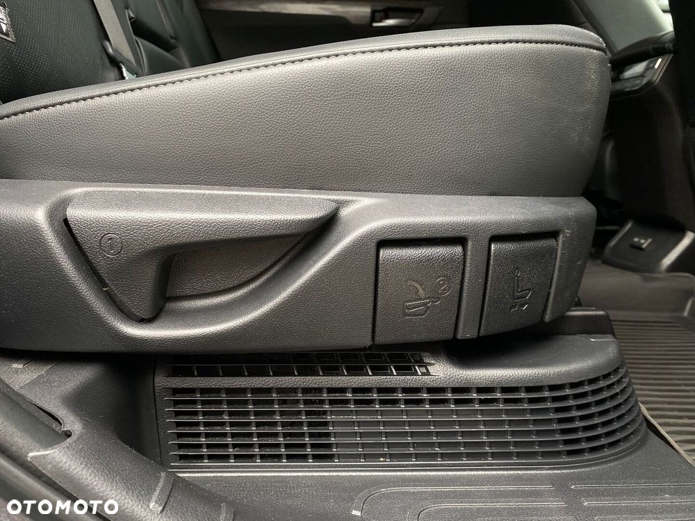 Toyota Highlander 2.5 Hybrid Executive Style - 38