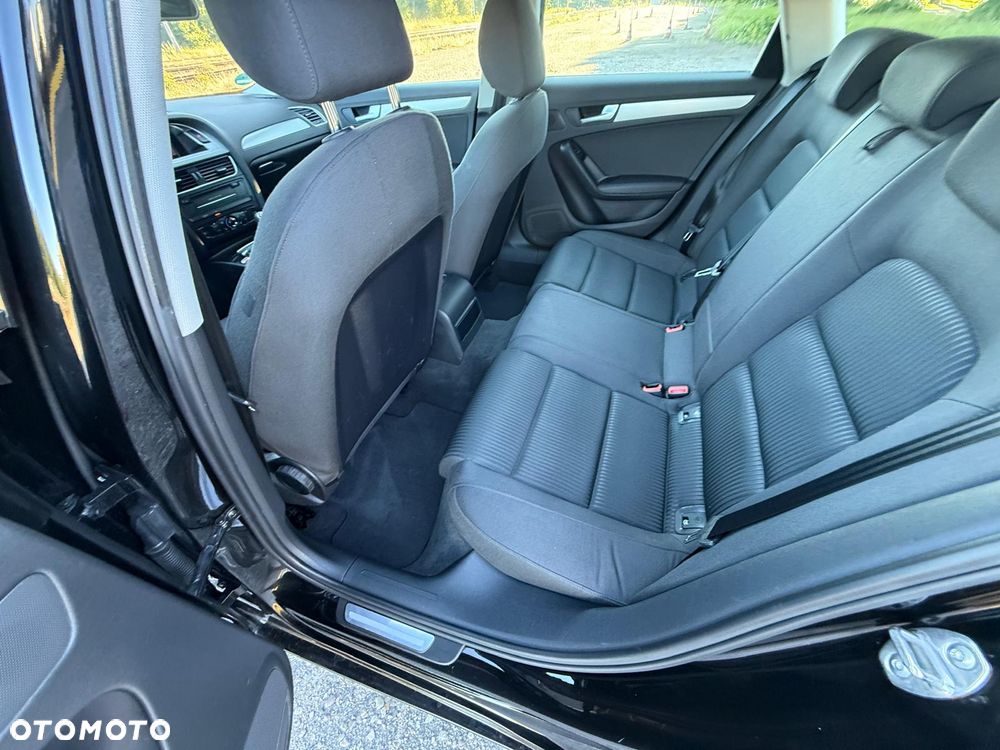 Audi A4 Avant 2.0 TDI DPF Ambiente - 14