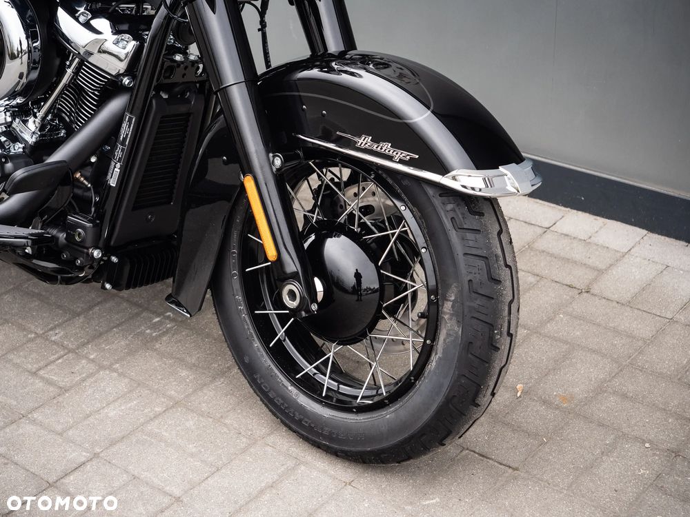 Harley-Davidson Softail Heritage Classic - 13