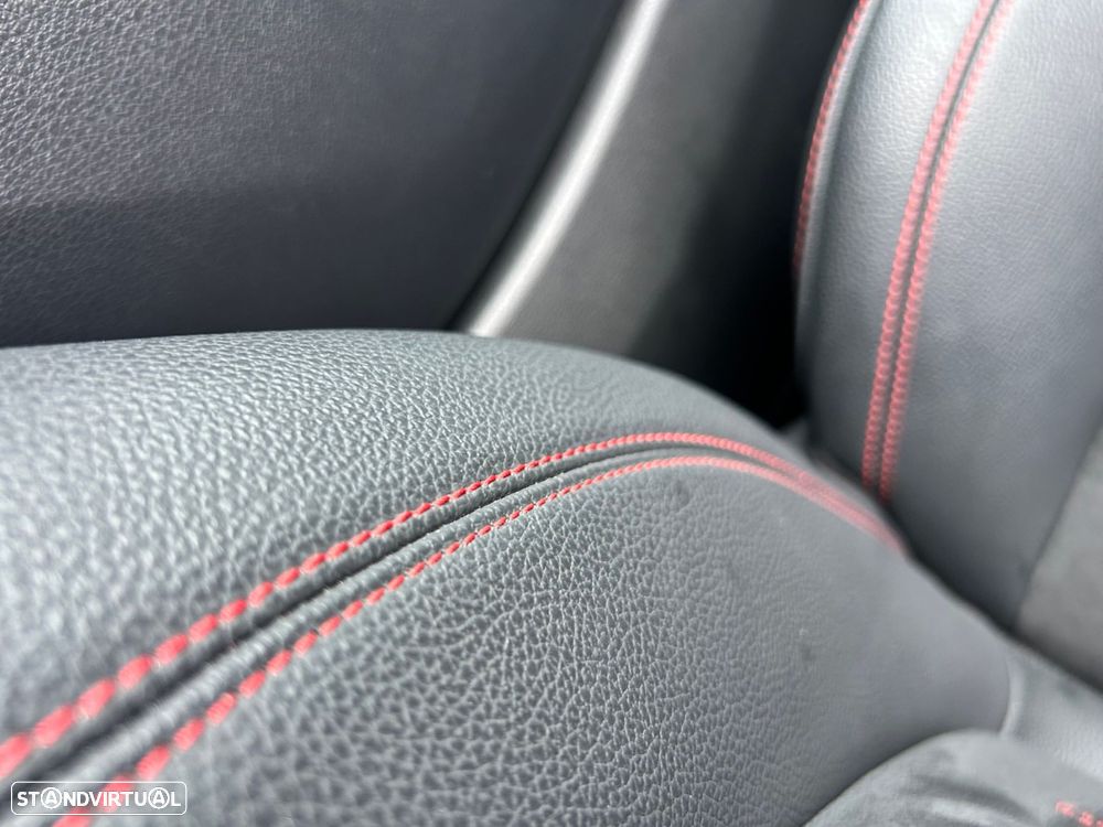 Mercedes-Benz A 200 - 20