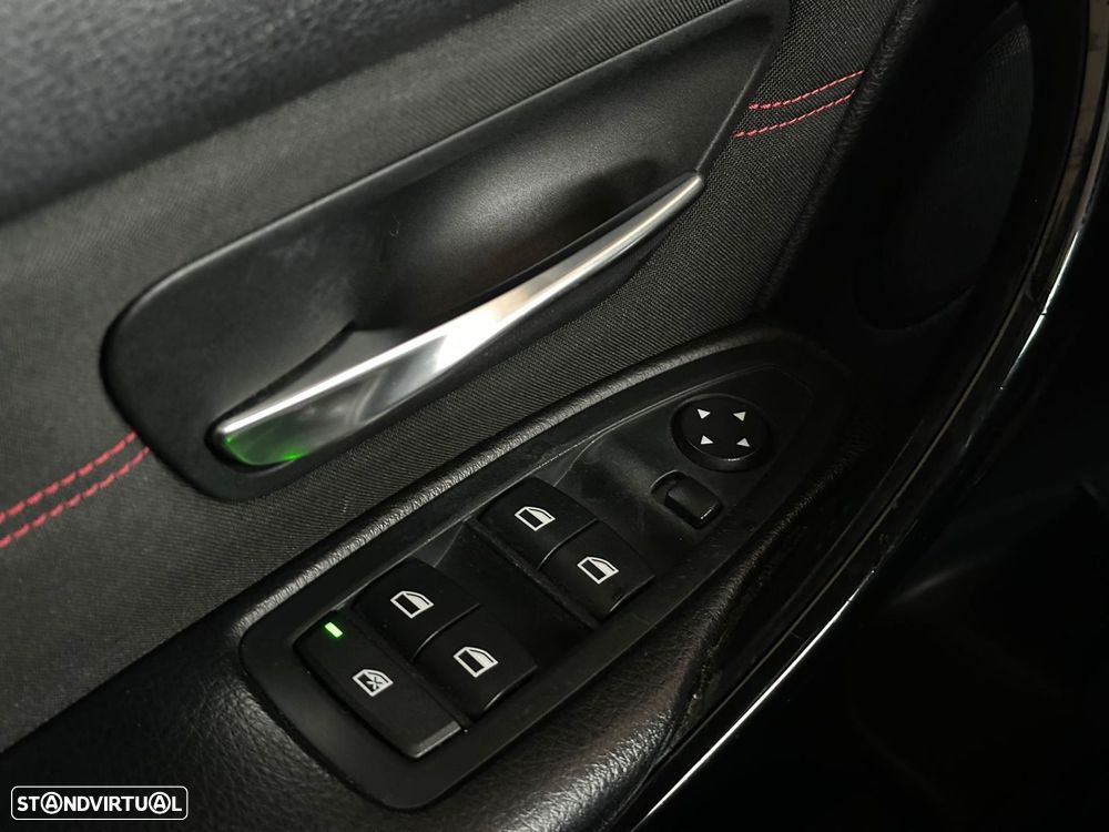 BMW 320 d Line Modern - 15